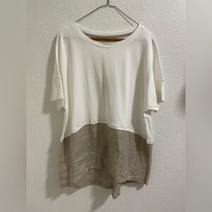 b new york White and Brown Short Sleeve Top NWT
